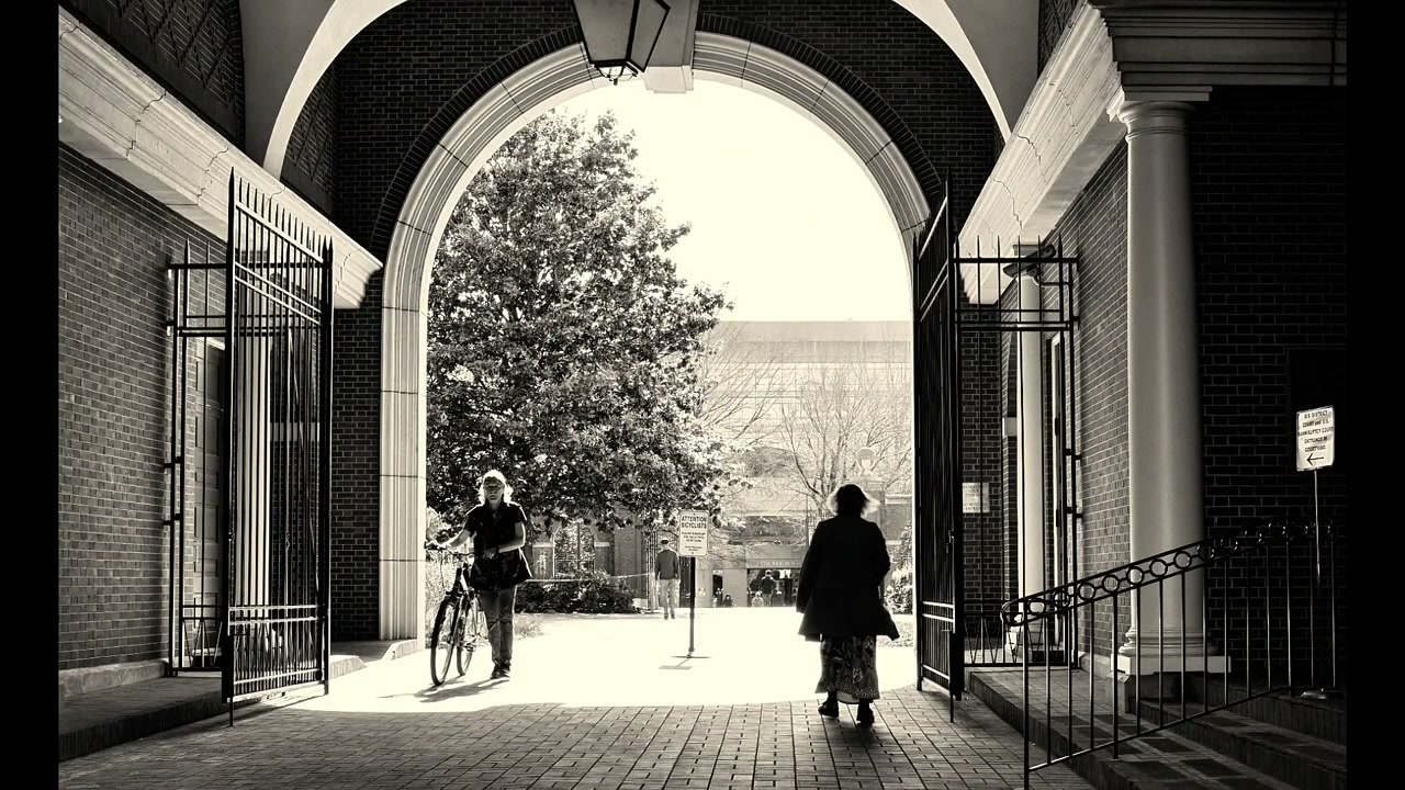 Street photograph by Marc Anthony