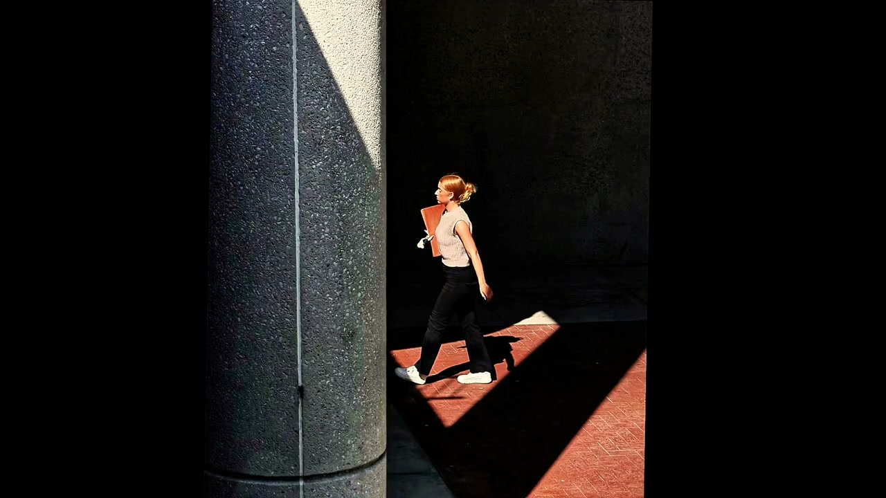 Black and white street photograph by Marc Anthony
