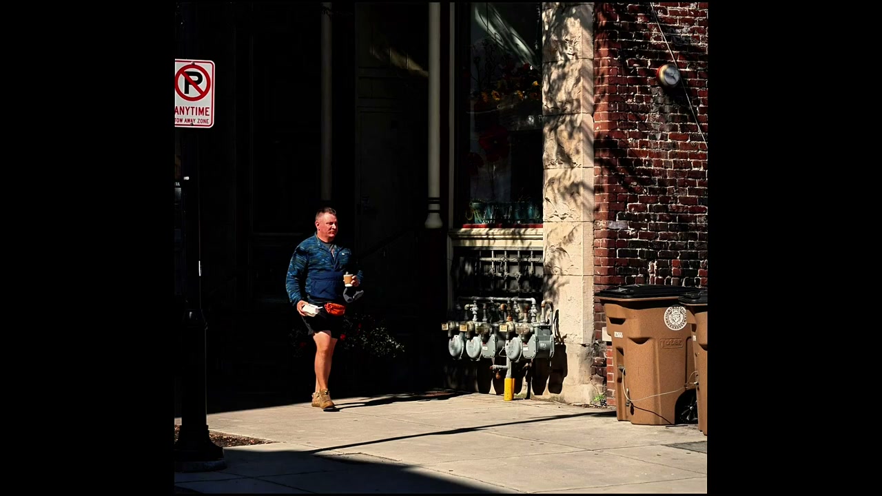 Street photograph by Marc Anthony