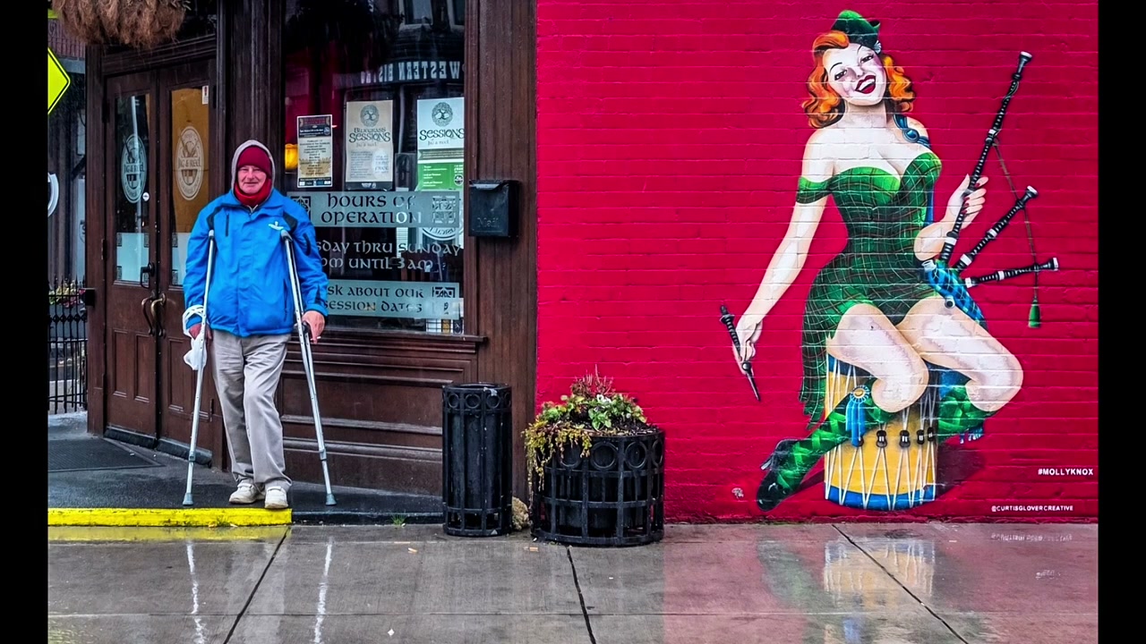 Street photograph by Marc Anthony