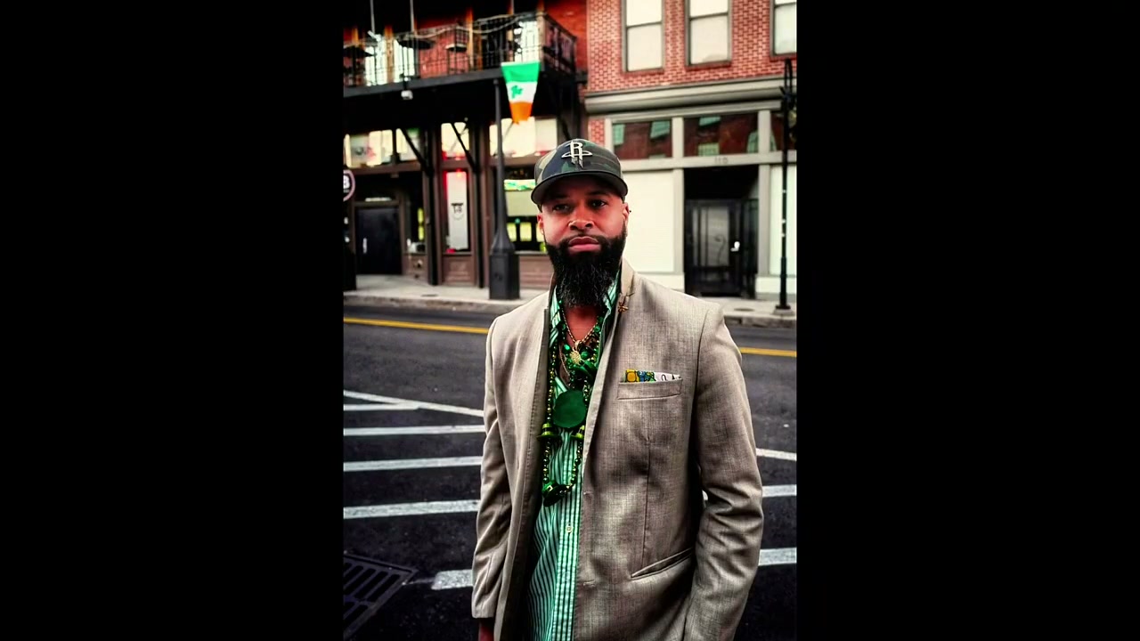 Street photograph by Marc Anthony