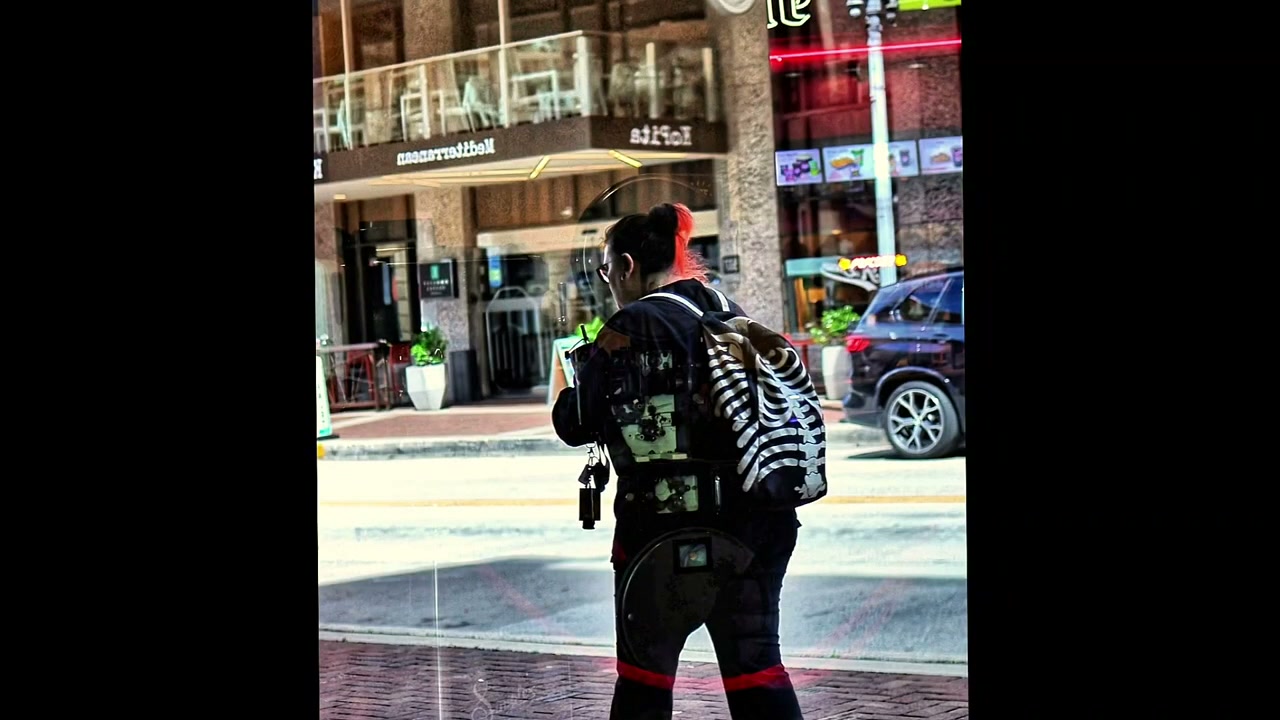 Street photograph by Marc Anthony