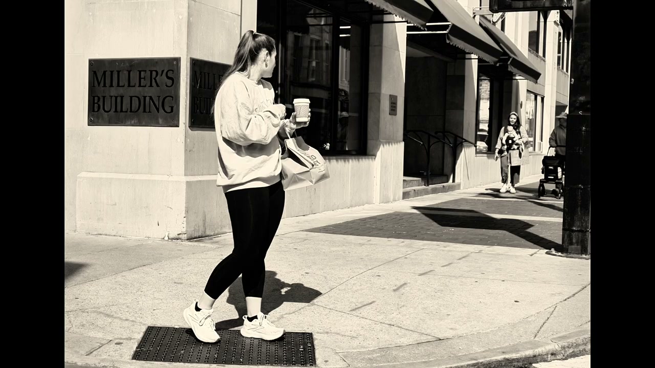 Street photograph by Marc Anthony