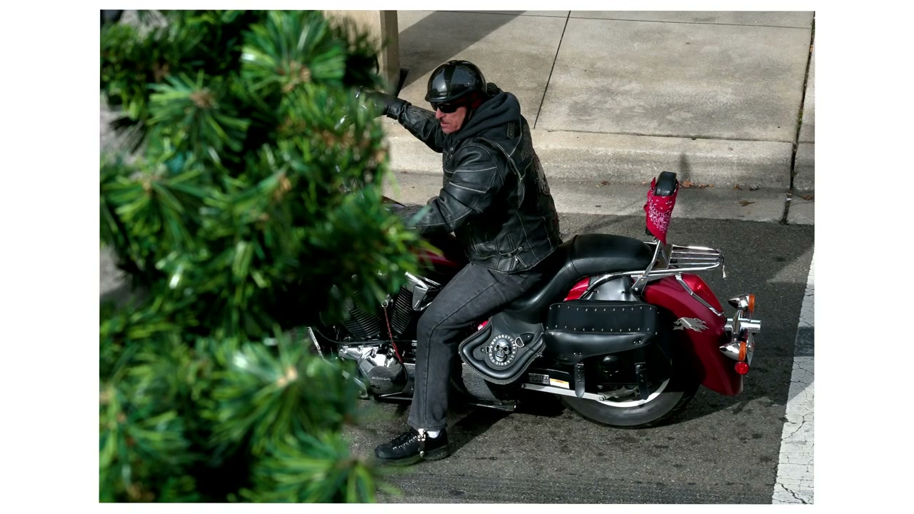 Street photograph by Marc Anthony