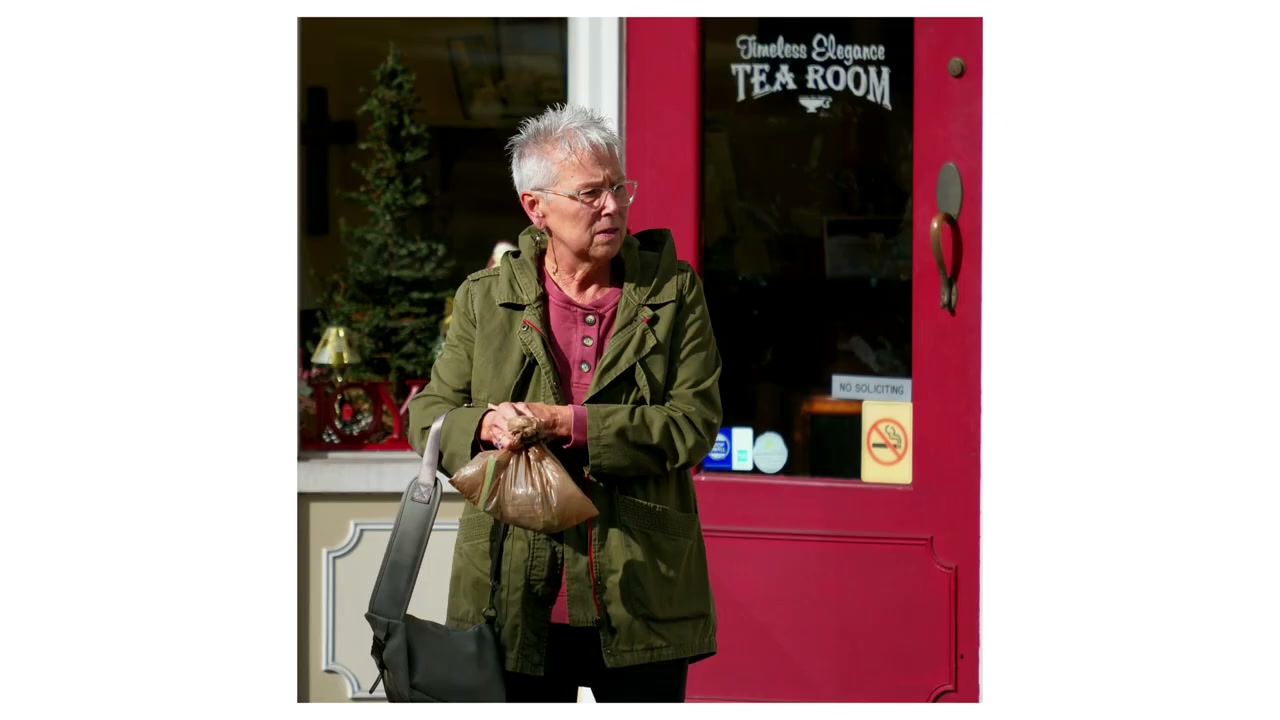 Street photograph by Marc Anthony