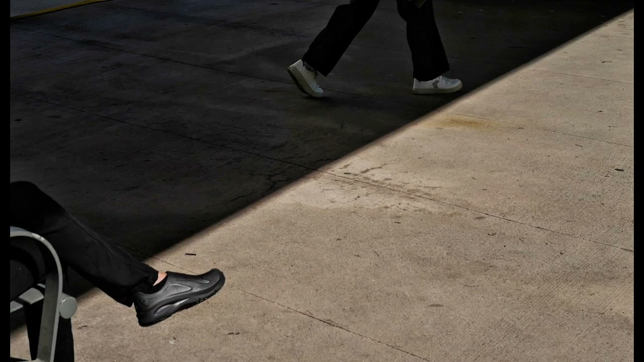 Street photograph by Marc Anthony