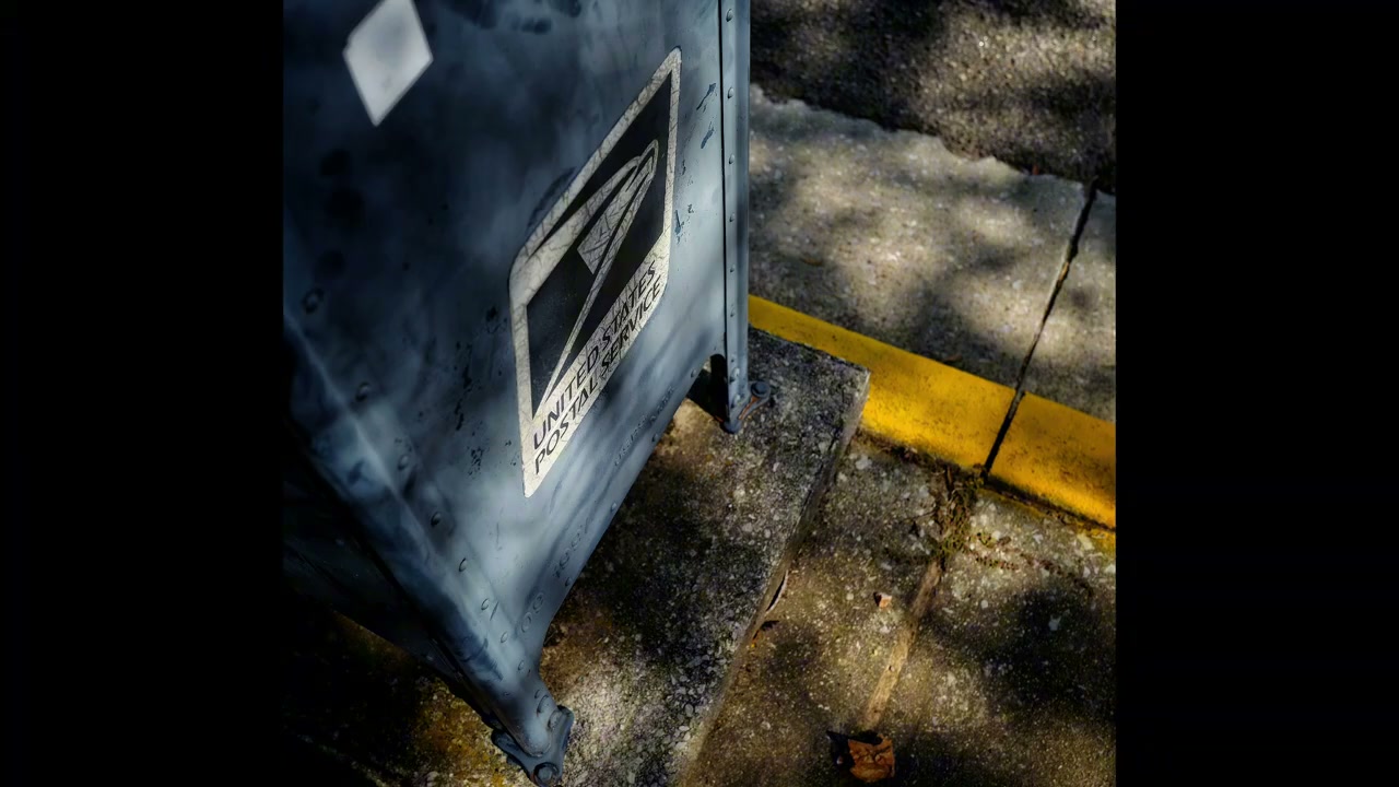 Street photograph by Marc Anthony