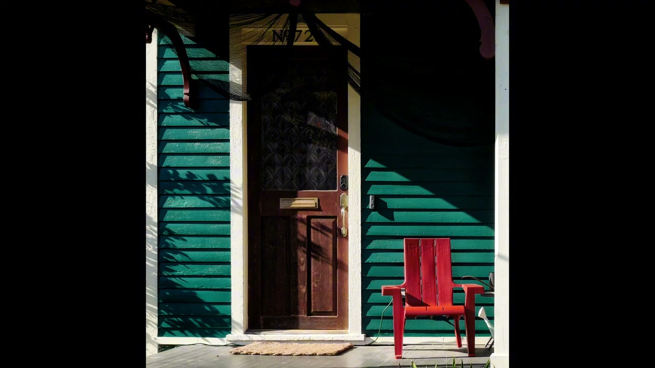 Street photograph by Marc Anthony