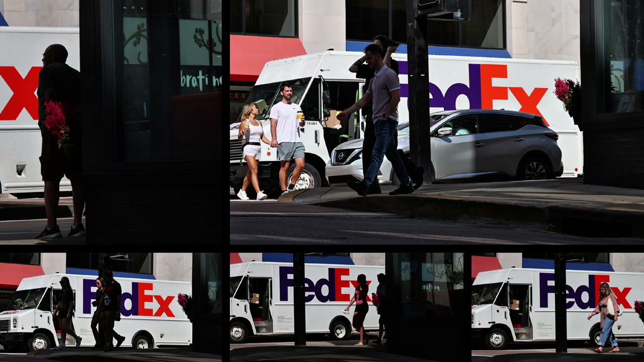 Street photograph by Marc Anthony