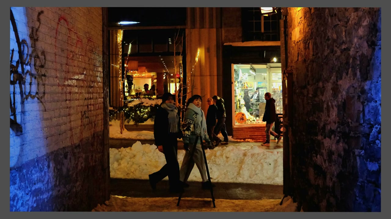 Street photograph by Marc Anthony