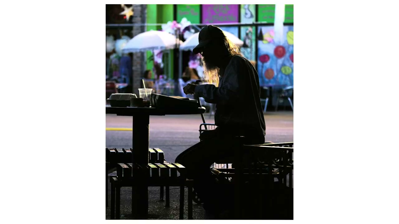 Street photograph by Marc Anthony