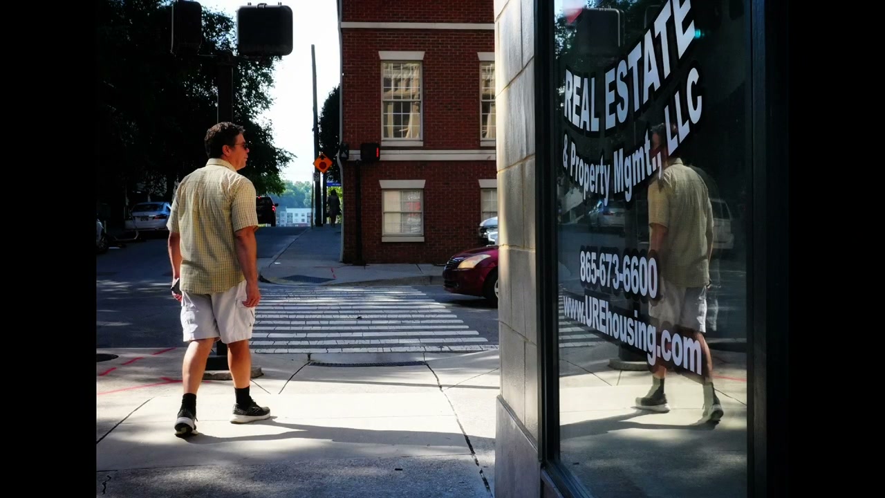 Street photograph by Marc Anthony
