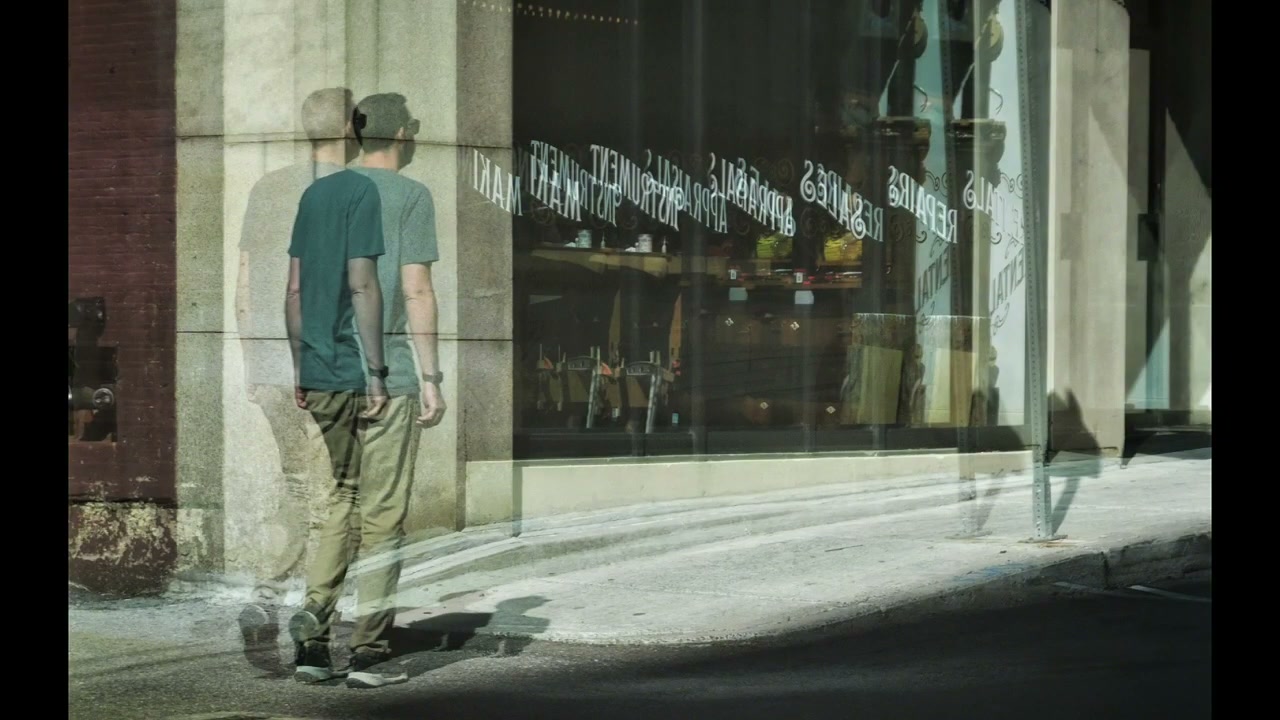 Street photograph by Marc Anthony