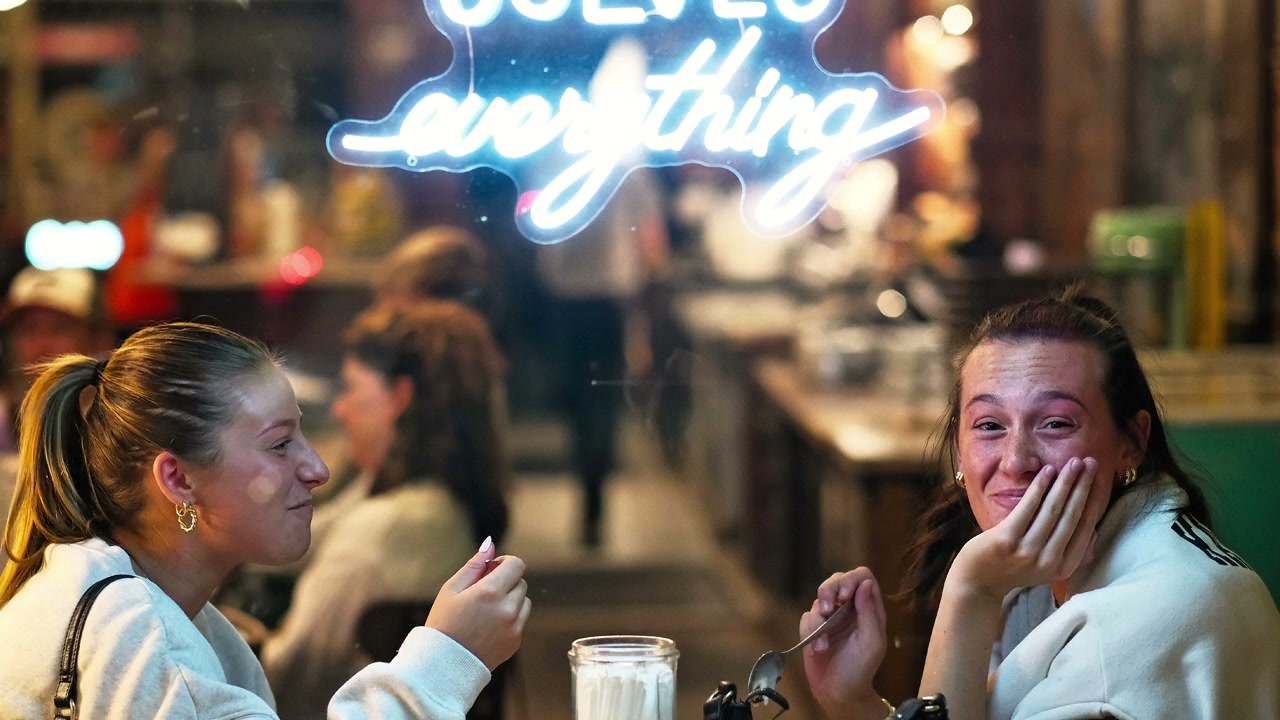 Street photograph by Marc Anthony