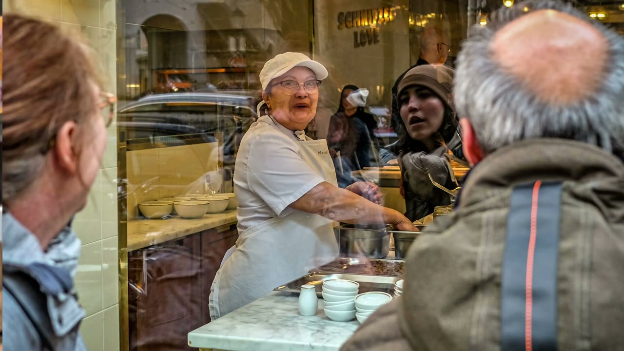 Street photograph by Marc Anthony