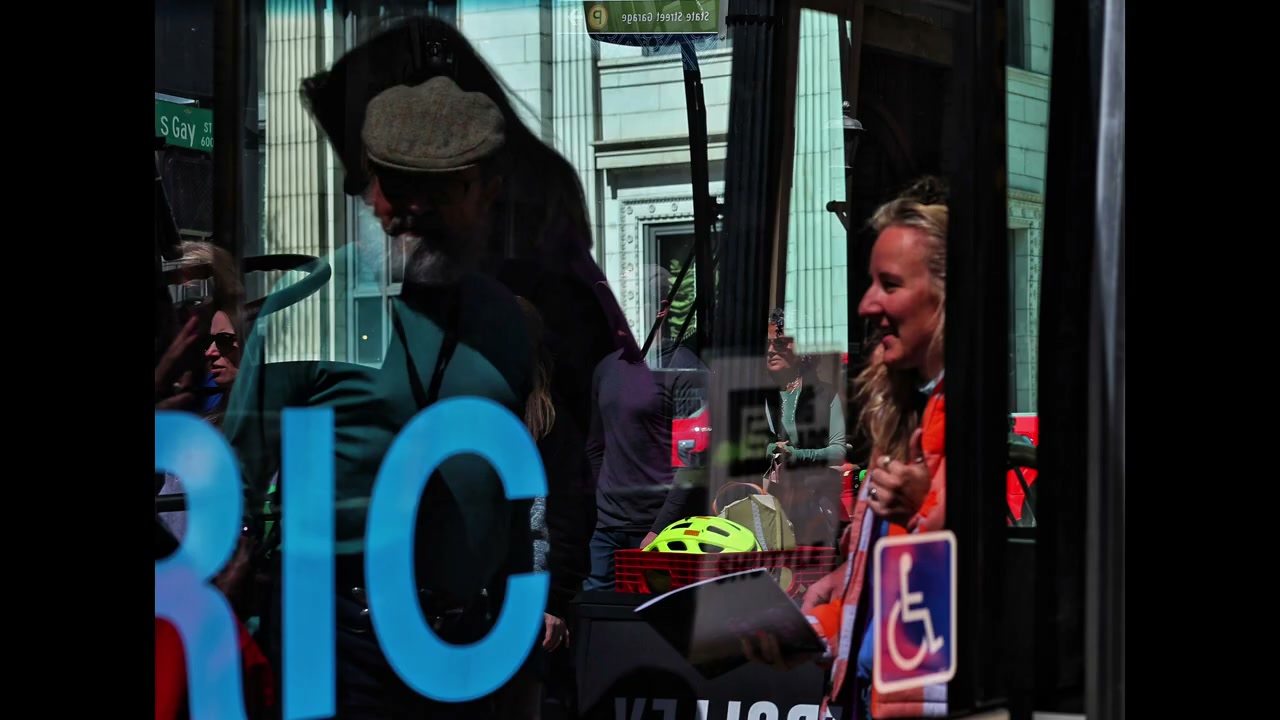 Street photograph by Marc Anthony
