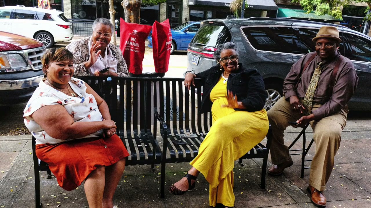 Street photograph by Marc Anthony