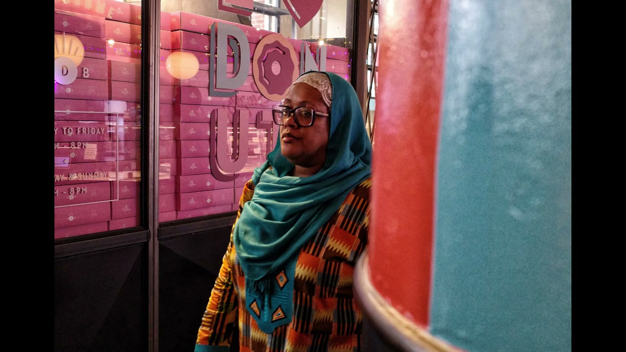 Street photograph by Marc Anthony