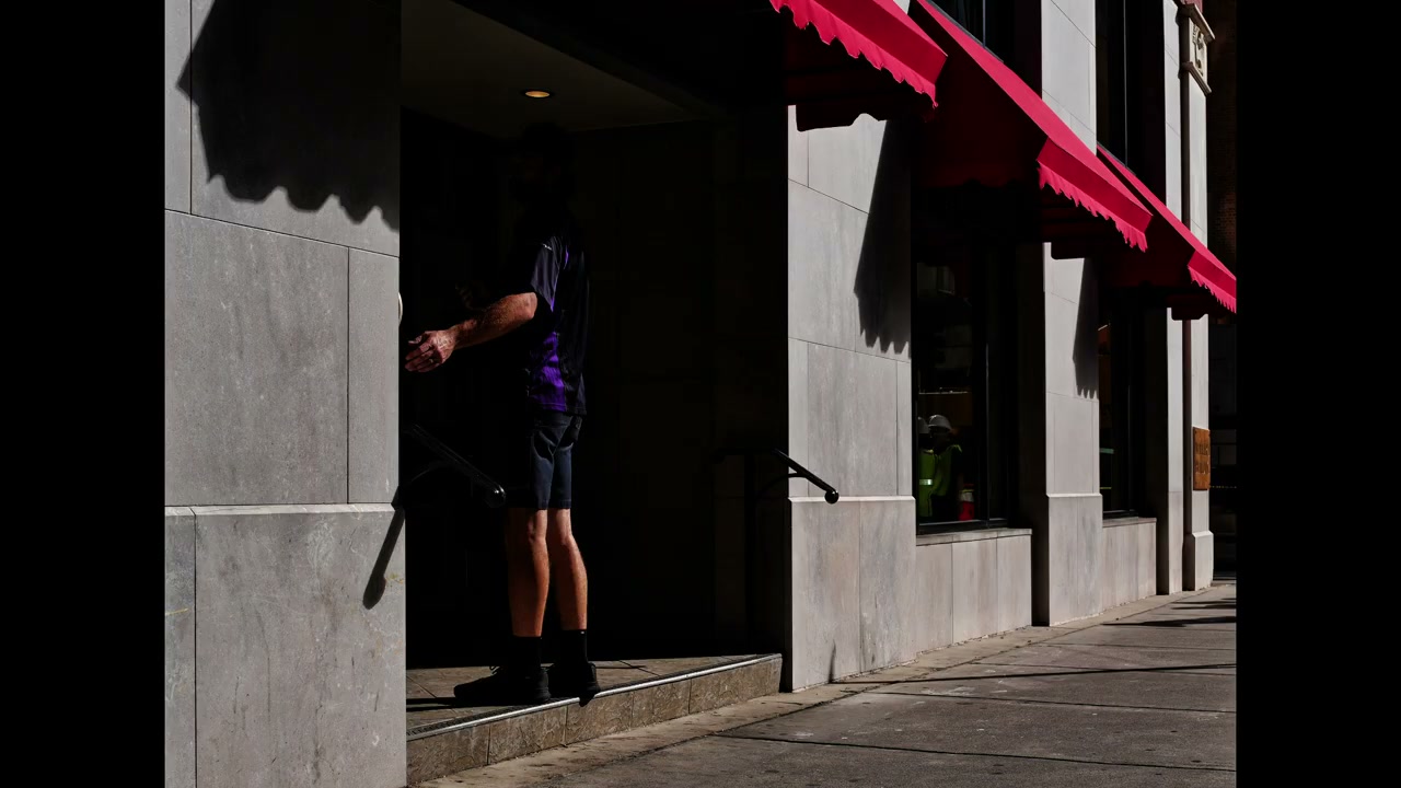 Street photograph by Marc Anthony