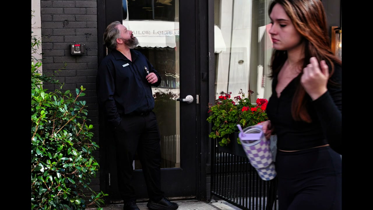 Street photograph by Marc Anthony
