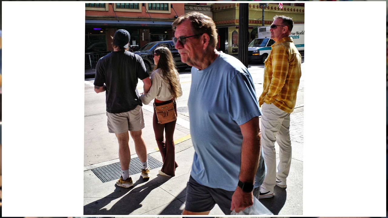 Street photograph by Marc Anthony