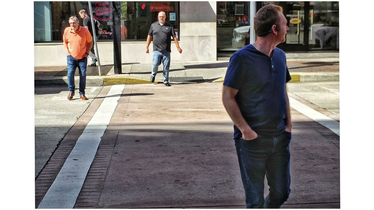 Street photograph by Marc Anthony