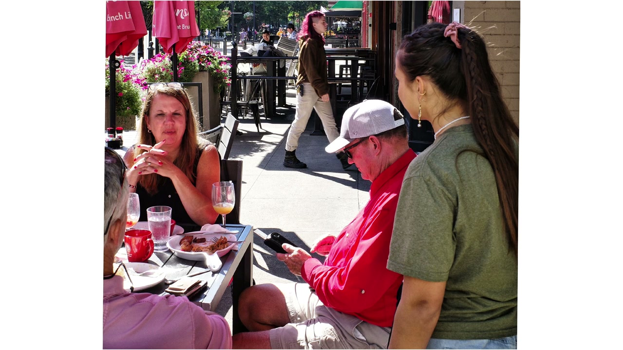 Street photograph by Marc Anthony