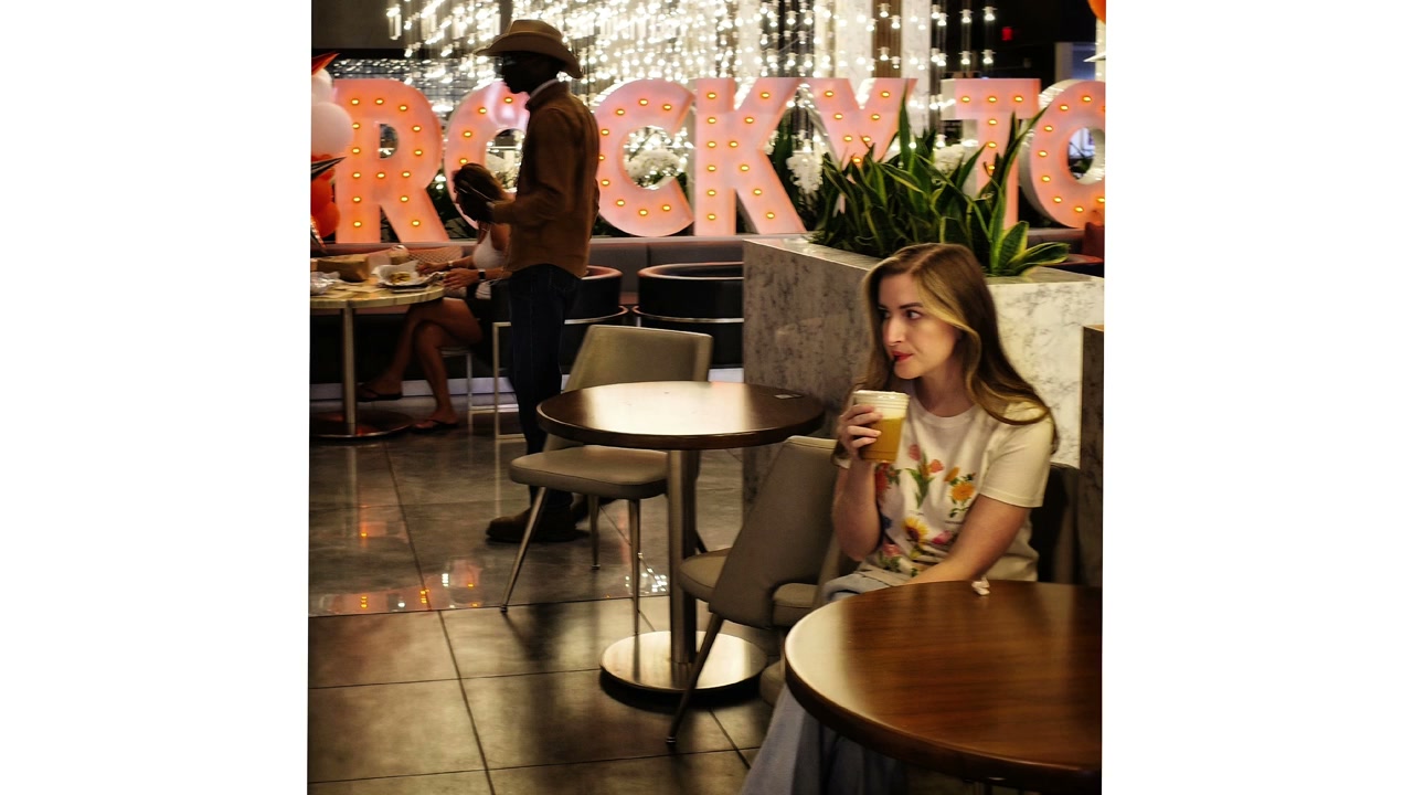 Street photograph by Marc Anthony