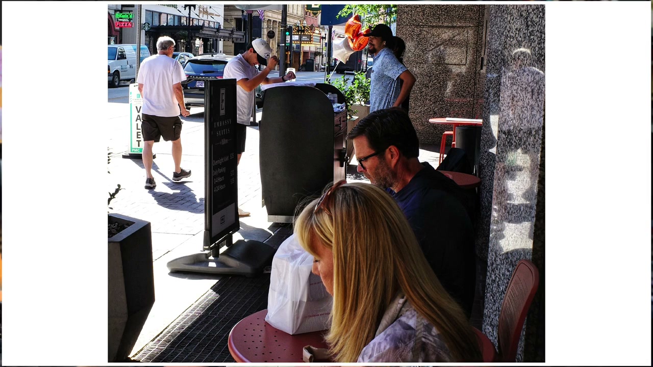 Street photograph by Marc Anthony