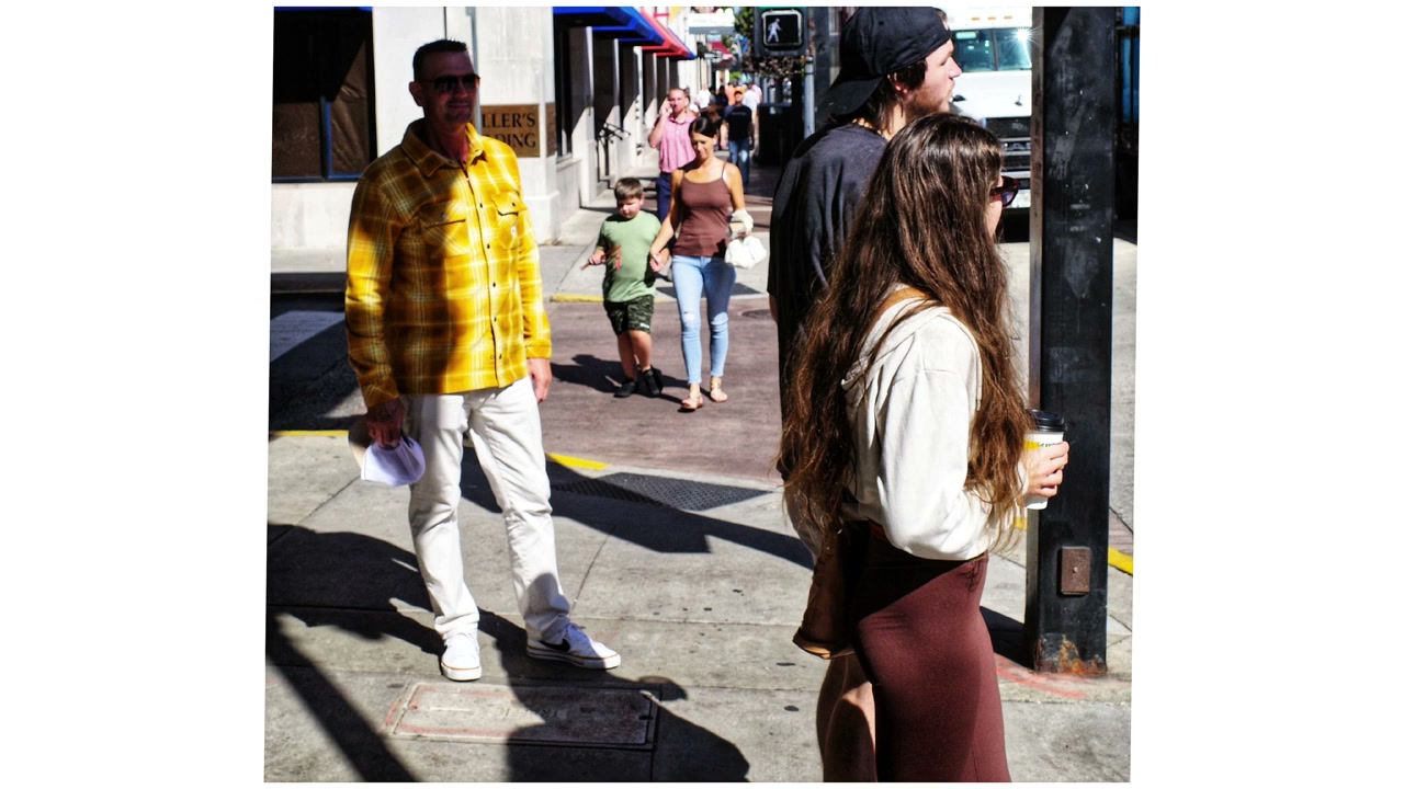 Street photograph by Marc Anthony