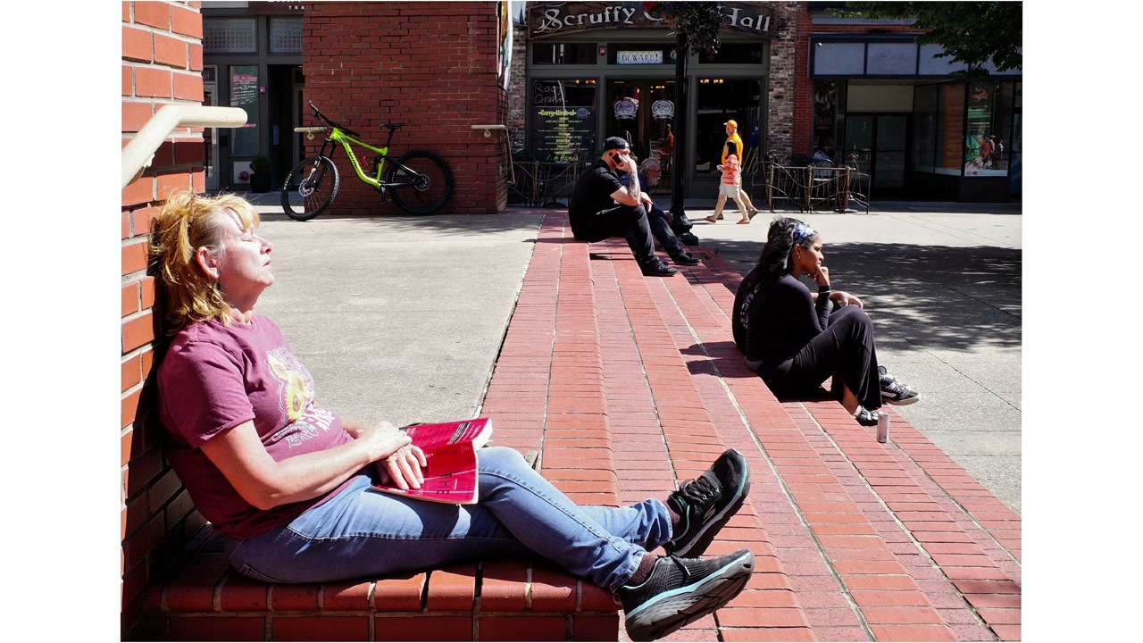 Street photograph by Marc Anthony