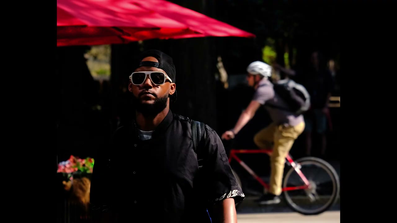 Street photograph by Marc Anthony